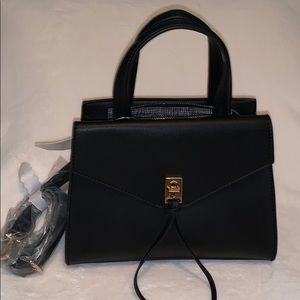 ‼️SALE‼️URBAN EXPRESSIONS WOMWN HAND BAG